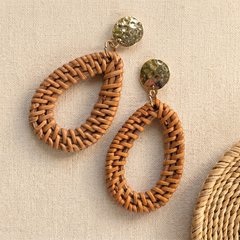 Handmade Oval Style Dangle Earring
